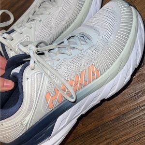 Size 10 women’s Bondi 7 Hokas